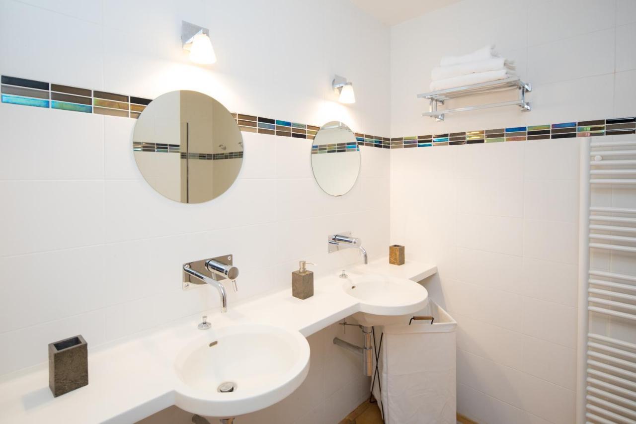 Malansac Manoir Du Vau D Arz Gites Et Chambres D Hotes Avec Piscine מראה חיצוני תמונה